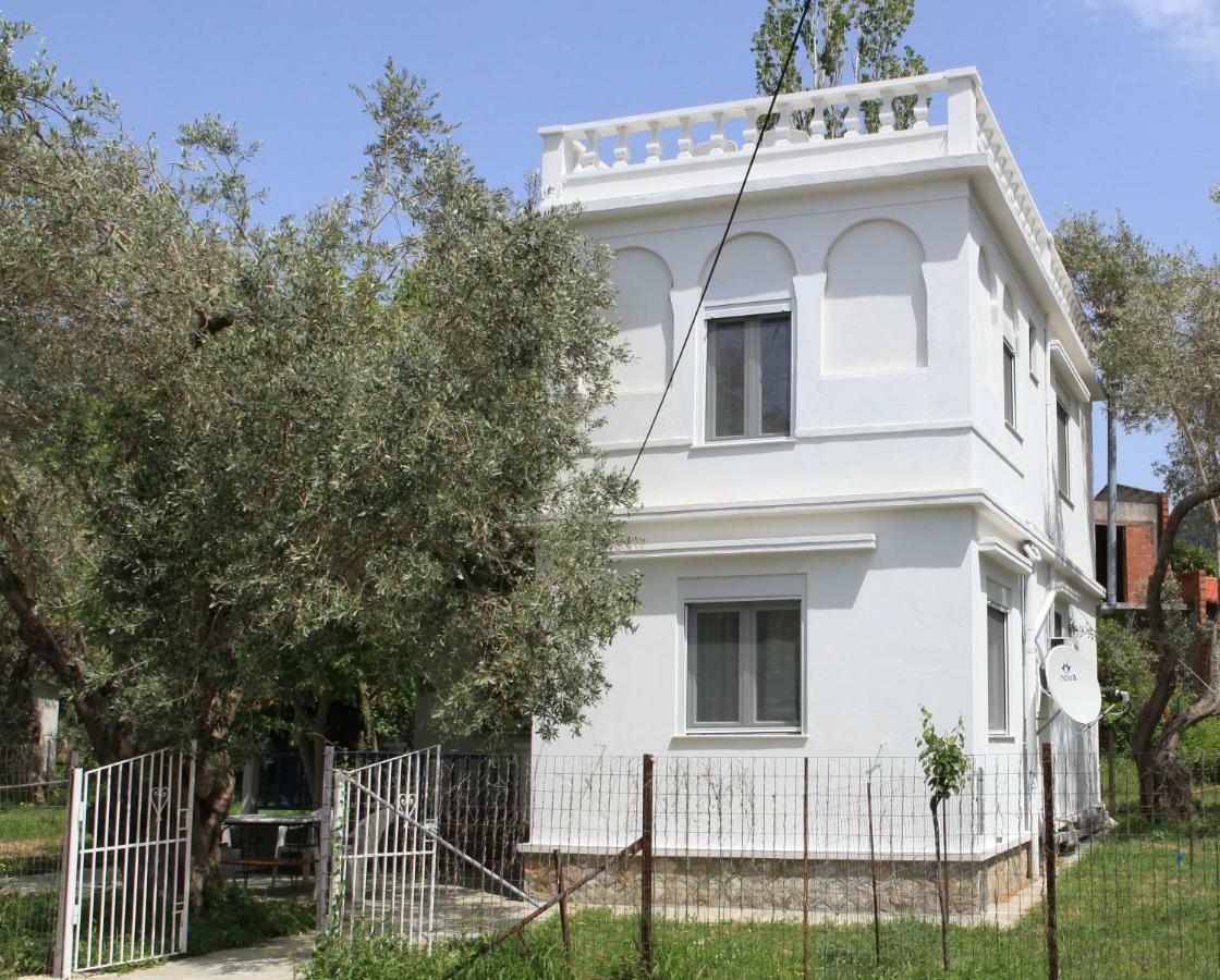 O Pyrgos Accommodations Panormos  Kültér fotó