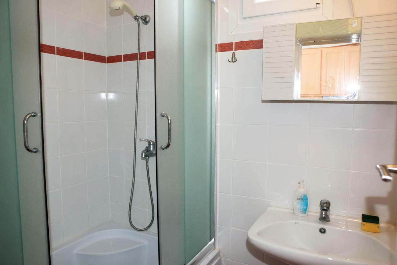 O Pyrgos Accommodations Panormos  Kültér fotó